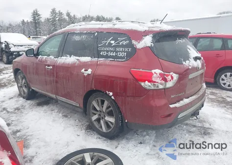 2015 Nissan Pathfinder Platinum z USA, uszkodzony, nr VIN 5N1AR2MM6FC617943